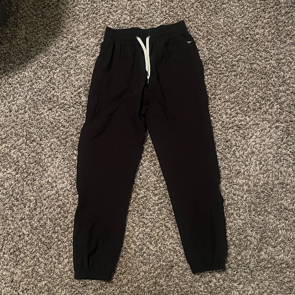 Vuori Weekend Jogger Pants - Picture 4 of 6